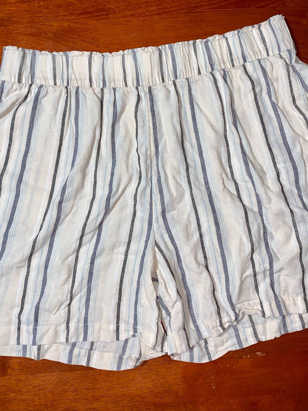 Wonderly White Shorts with Blue and Gray Stripes